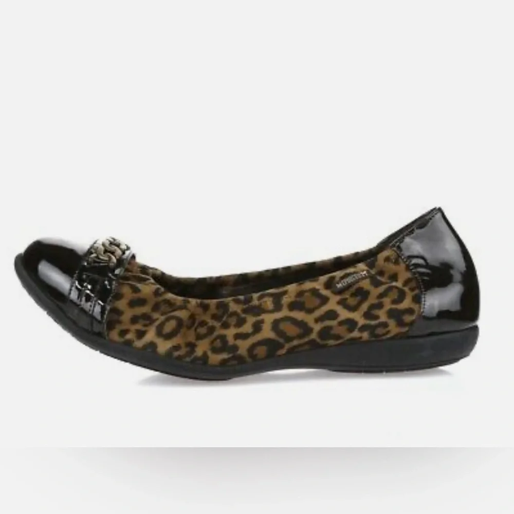 Mephisto Ballet Flats 7.5 Brown Cheetah Leather Cap toe slip ons animal Preppy